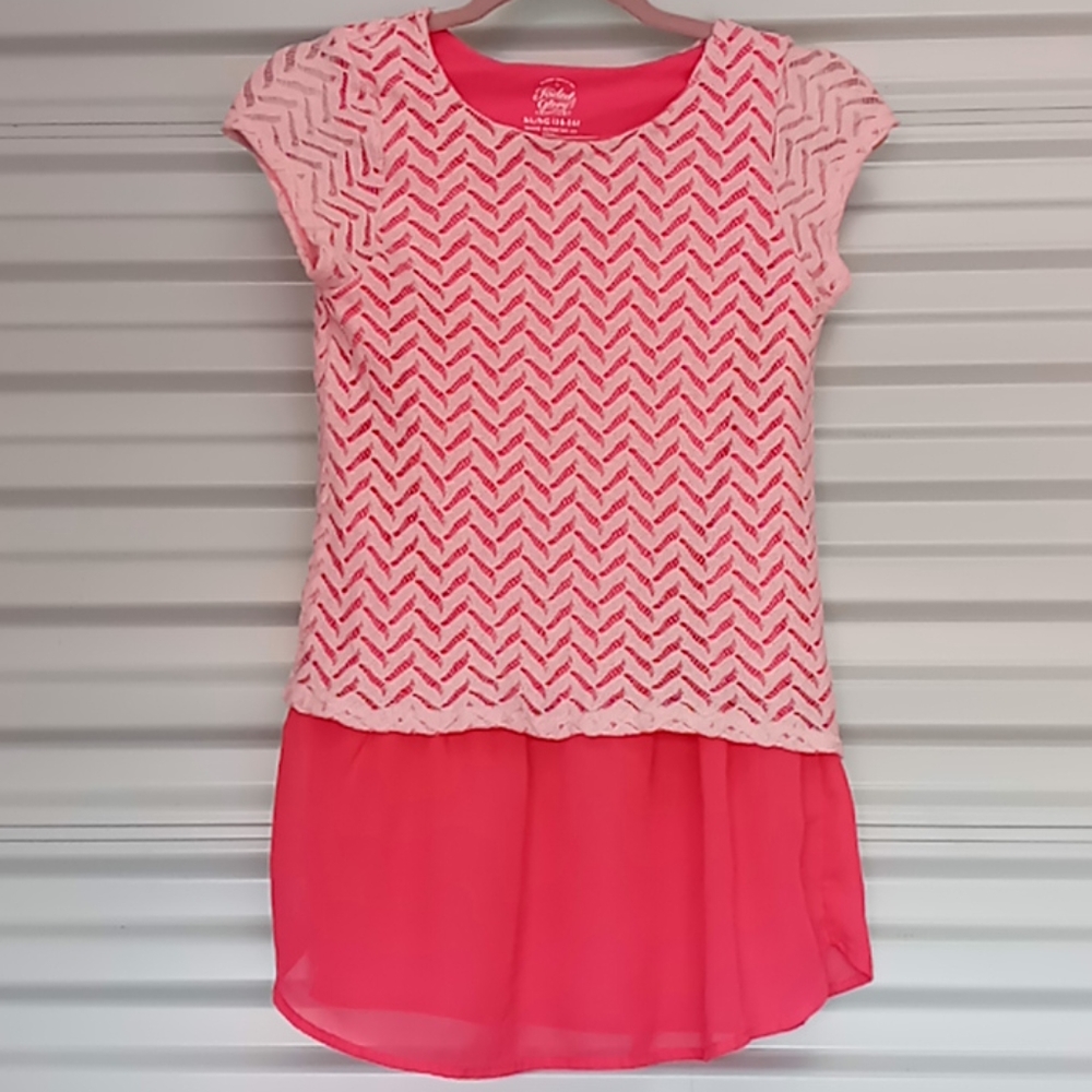 Girls knitted top size XL (14-16)